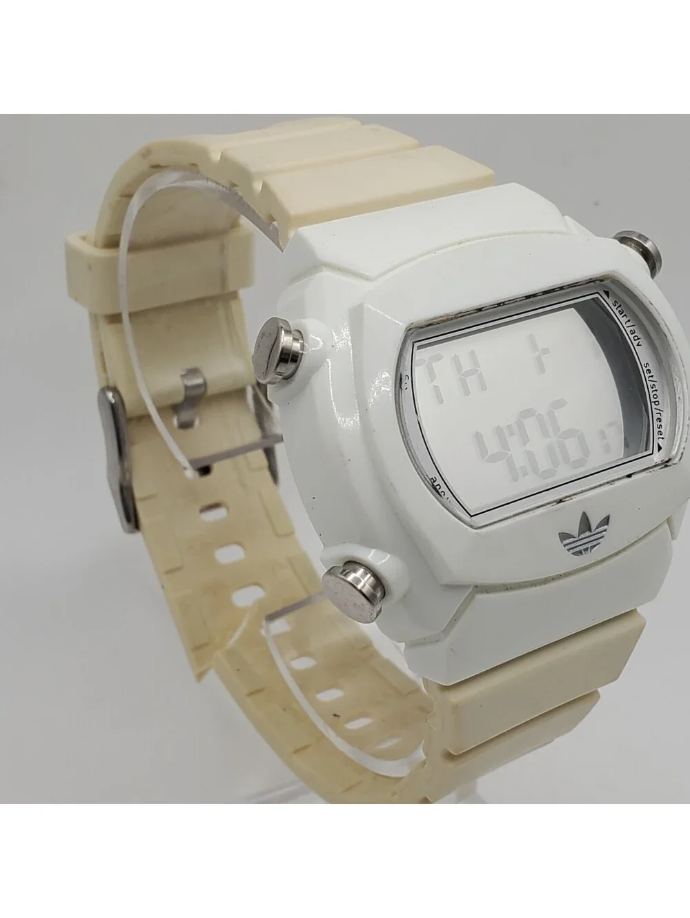 Adidas ADH6046 digital Sports Watch 43mm White New Battery Please Read
